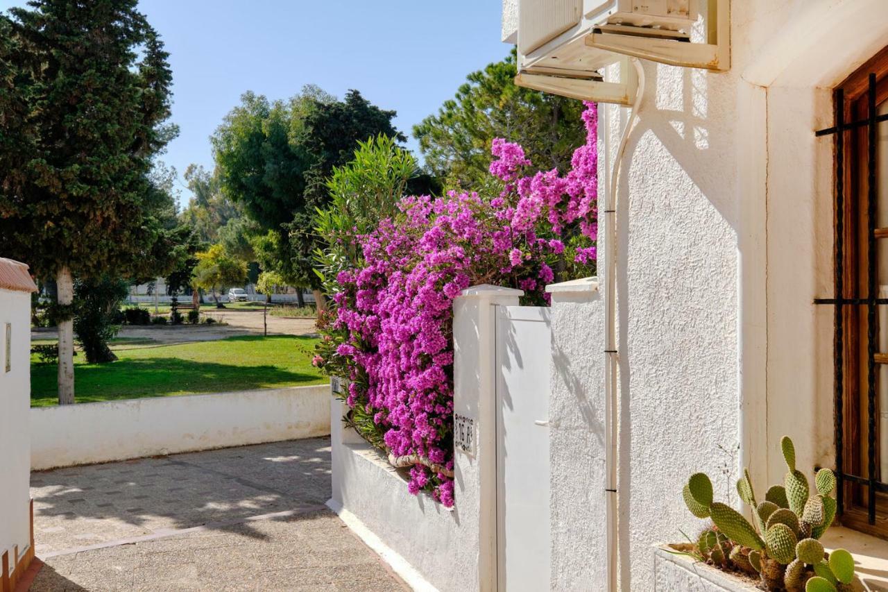 Pueblito La Zenia Beach Dehesa de Campoamor  Екстер'єр фото