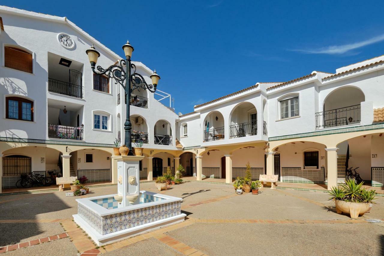 Pueblito La Zenia Beach Dehesa de Campoamor  Екстер'єр фото